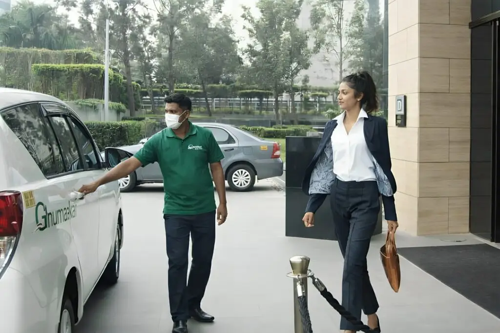 ghumaakar cabs event transportatin service with vip guest.